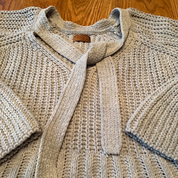 "POL" sweater, M-L, tie neck, taupe - Picture 5 of 10